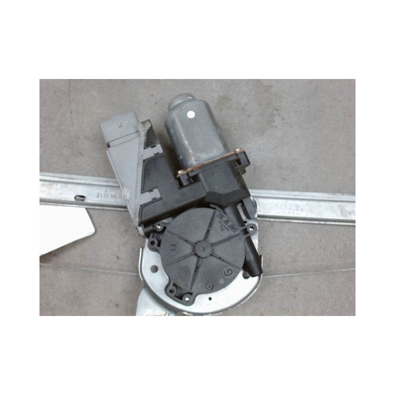 MECANISME LEVE-GLACE AVANT GAUCHE CITROEN C3