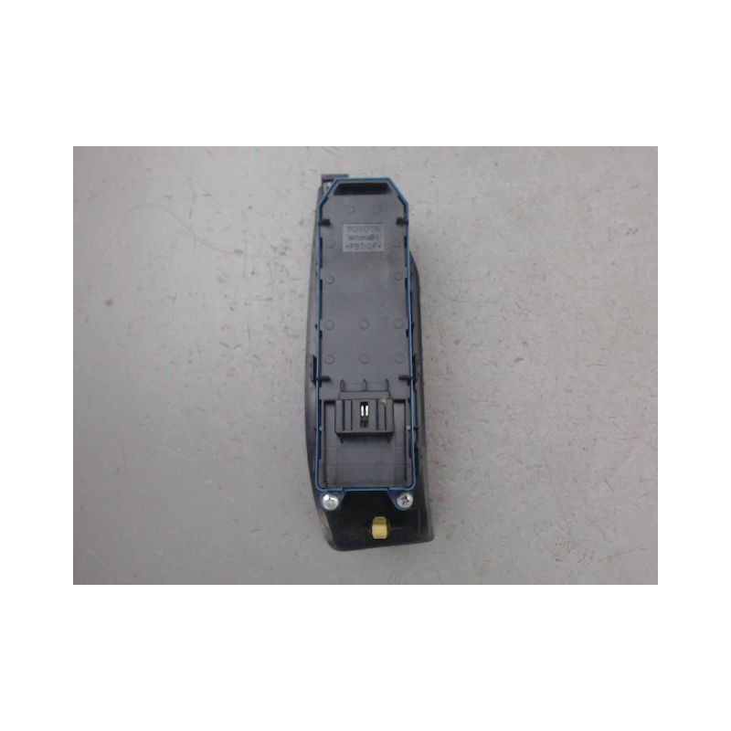 COMMANDE LEVE-GLACE PORTE AVG TOYOTA VERSO