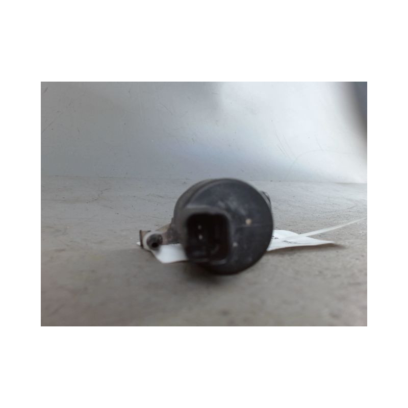 POMPE LAVE-GLACE AVANT RENAULT KANGOO