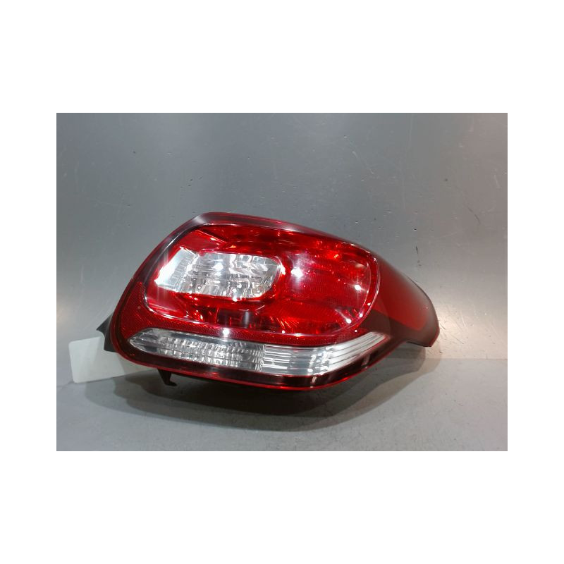 FEU ARRIERE DROIT CITROEN DS3