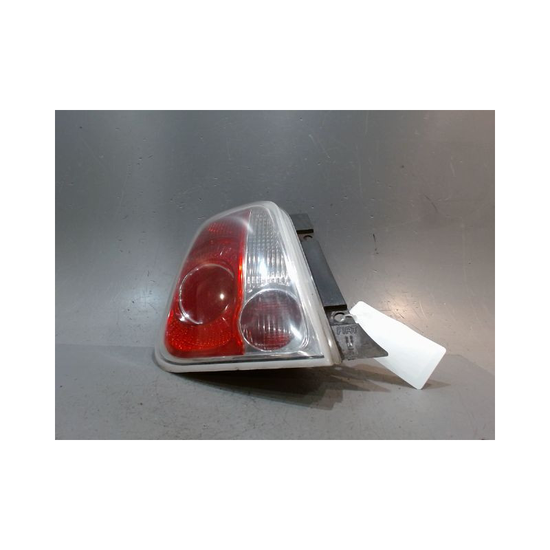 FEU ARRIERE GAUCHE  FIAT 500