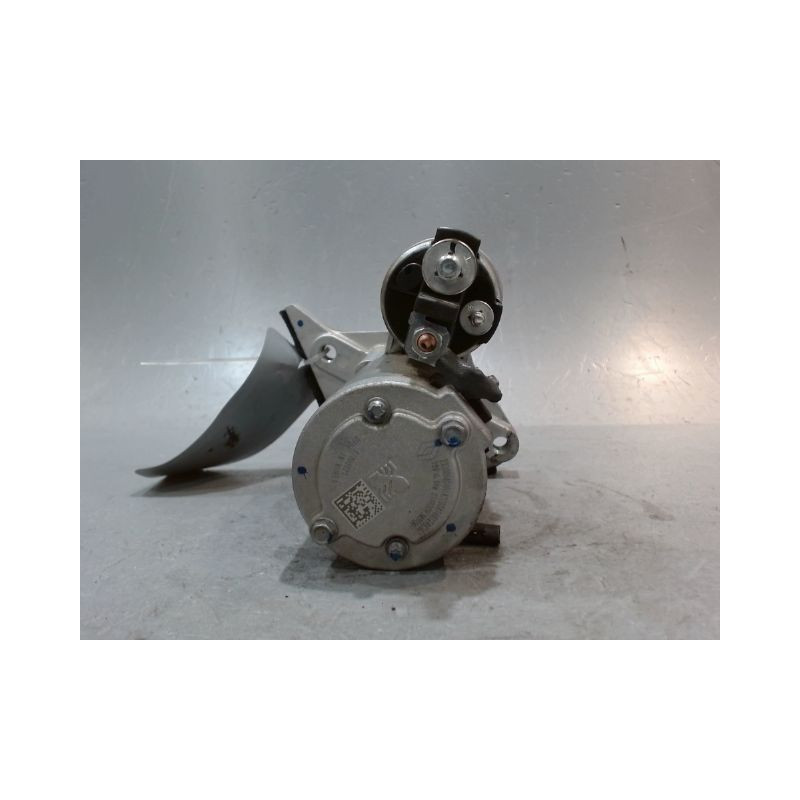 DEMARREUR DACIA SANDERO