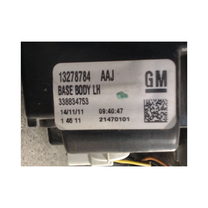 FEU ARRIERE GAUCHE  OPEL ZAFIRA