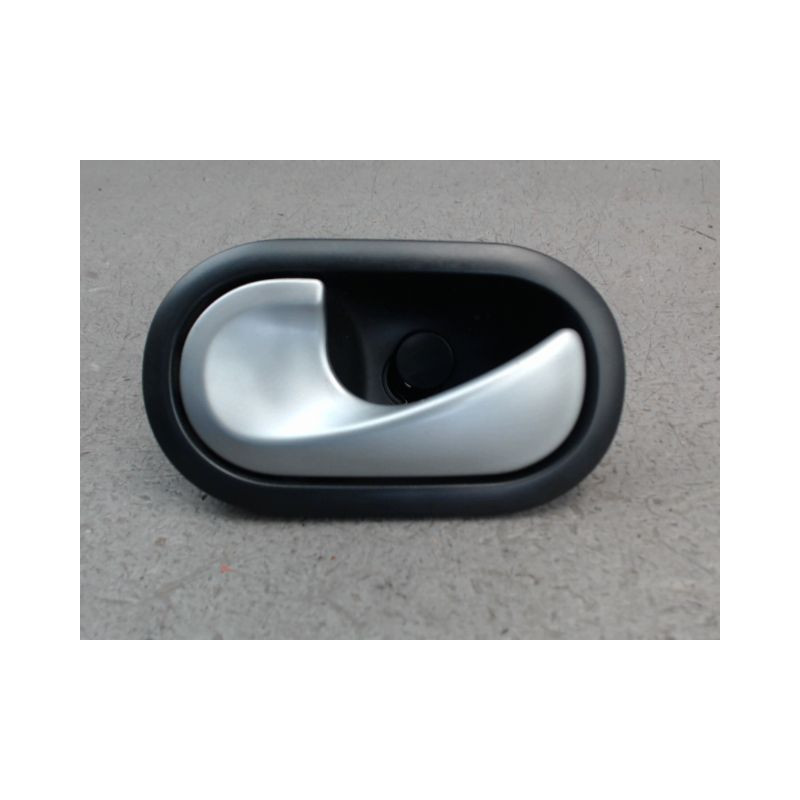POIGNEE INTERIEURE PORTE AVANT GAUCHE RENAULT TWINGO