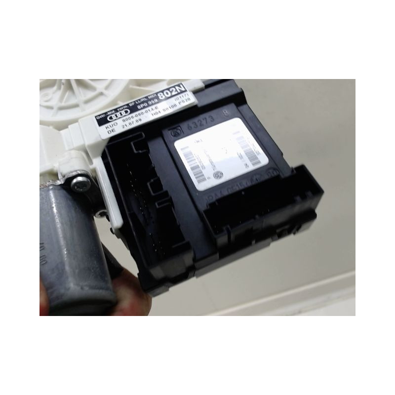 MECANISME+MOTEUR LEVE-GLACE AVANT DROIT AUDI A3 SPORTBACK II Phase 2 (8P) 2008-2012