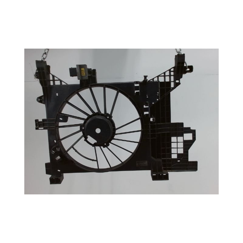 SUPPORT DE VENTILATEUR DACIA DUSTER 2010-