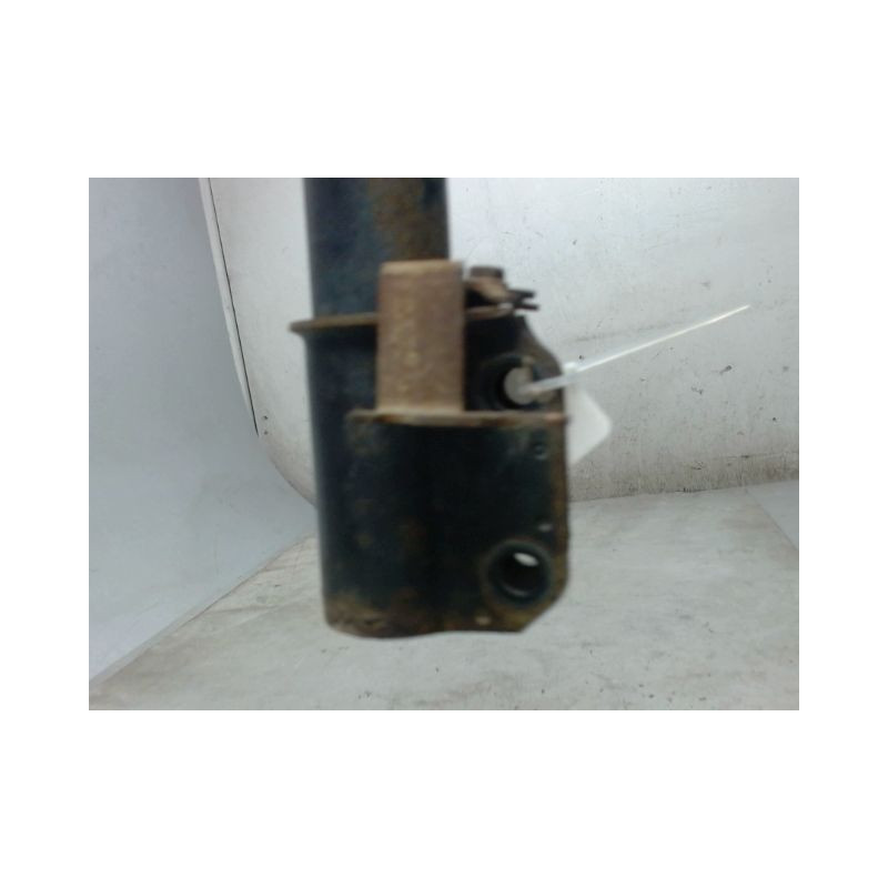 AMORTISSEUR AVANT DROIT RENAULT MODUS 2004-2007