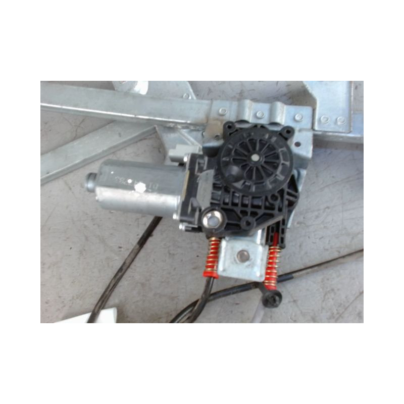 MECANISME+MOTEUR LEVE-GLACE AVANT DROIT PEUGEOT PARTNER