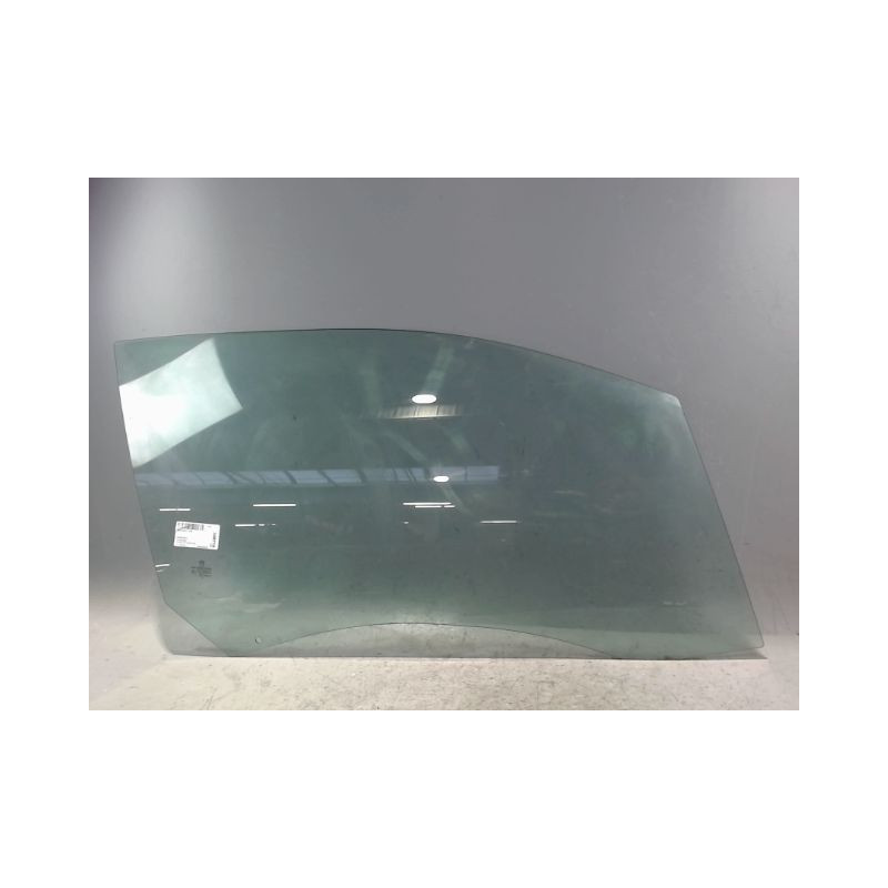 GLACE FIXE PORTE AVD PEUGEOT 208