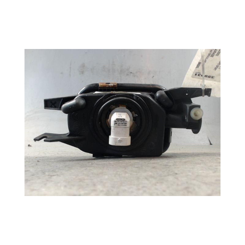 PHARE ANTIBROUILLARD AVANT GAUCHE MERCEDES CLASSE C