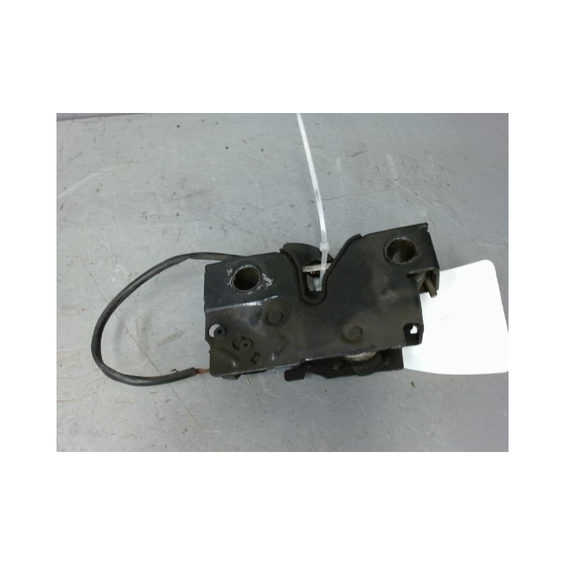 SERRURE CAPOT VOLKSWAGEN POLO