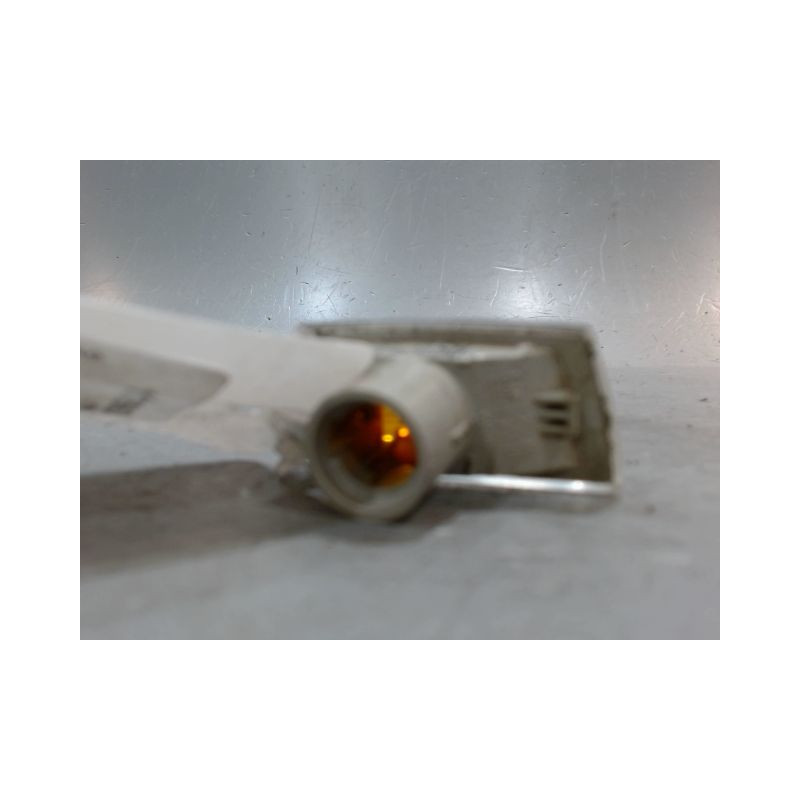 REPETITEUR AILE GAUCHE OPEL CORSA