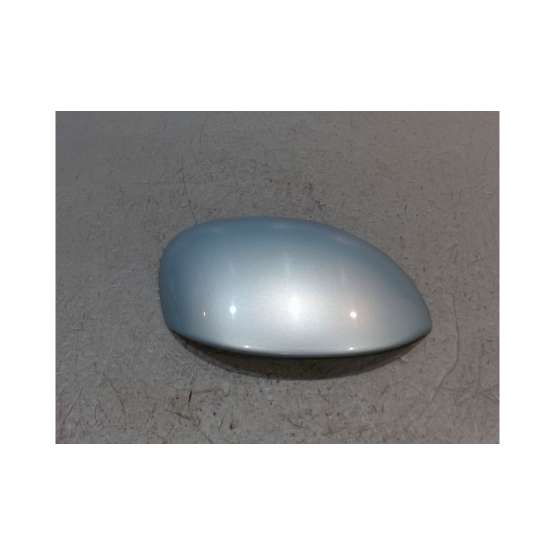 CARENAGE RETROVISEUR EXTERIEUR DROIT PEUGEOT 206