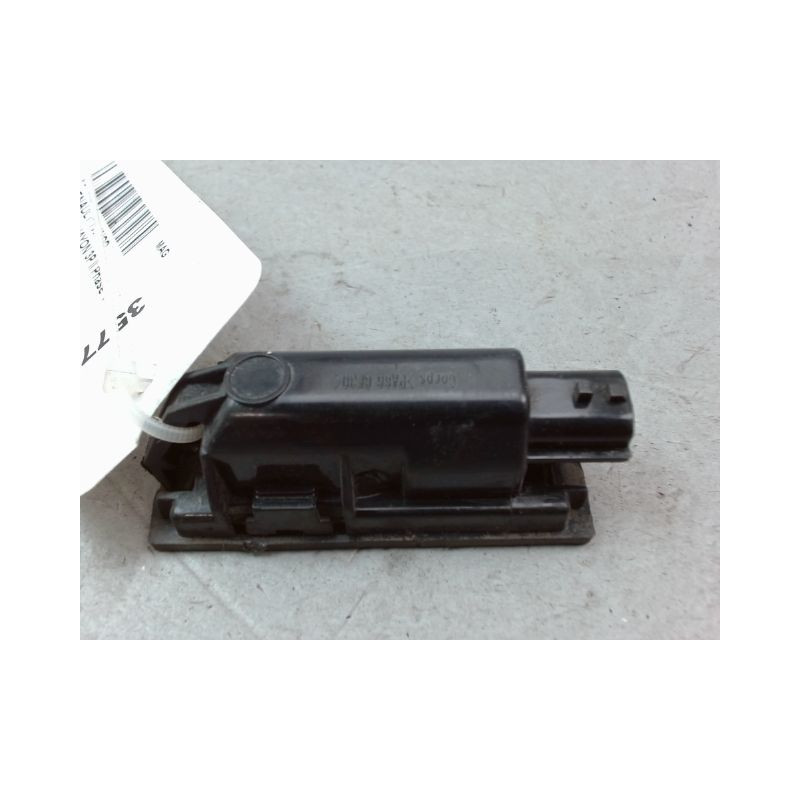 ECLAIREUR PLAQUE DE POLICE DROIT RENAULT TWINGO II Phase 1 2007-2011