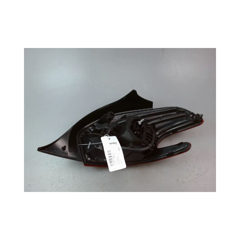 FEU ARRIERE GAUCHE  PEUGEOT 208 Phase 1 2012-...