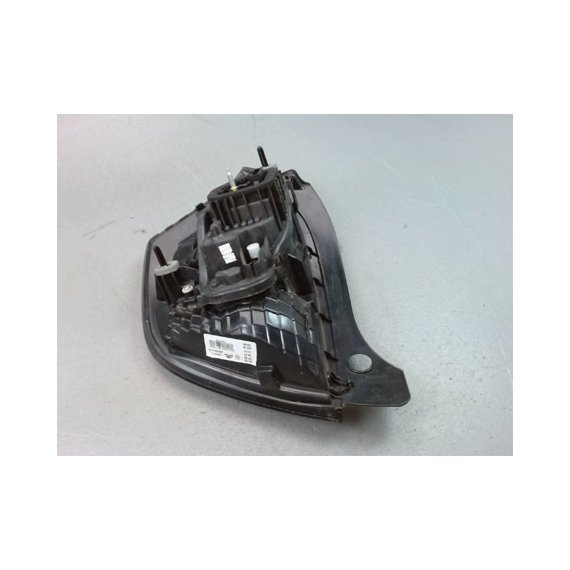 FEU ARRIERE DROIT RENAULT TWINGO III 2014-...