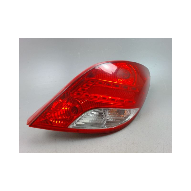 FEU ARRIERE DROIT PEUGEOT 207 2006-2013