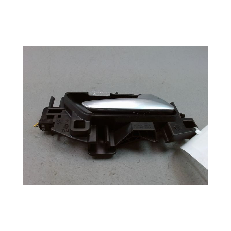 POIGNEE INTERIEURE PORTE AVANT DROIT PEUGEOT 308 2009-