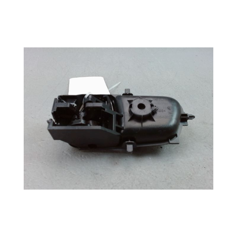 POIGNEE INTERIEURE PORTE AVANT DROIT TOYOTA YARIS CRO