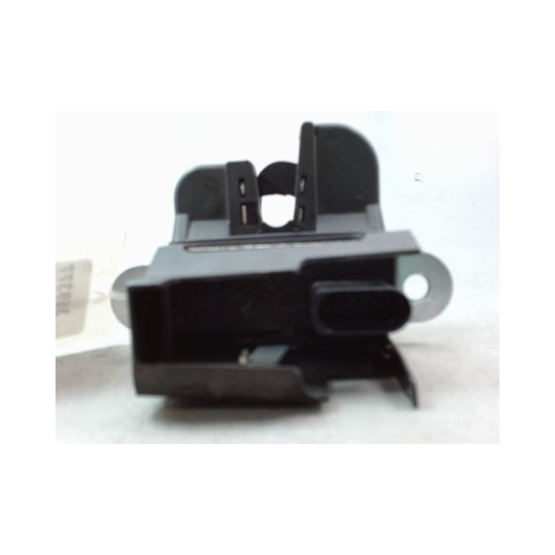 SERRURE HAYON  VOLKSWAGEN PASSAT SW 2005-