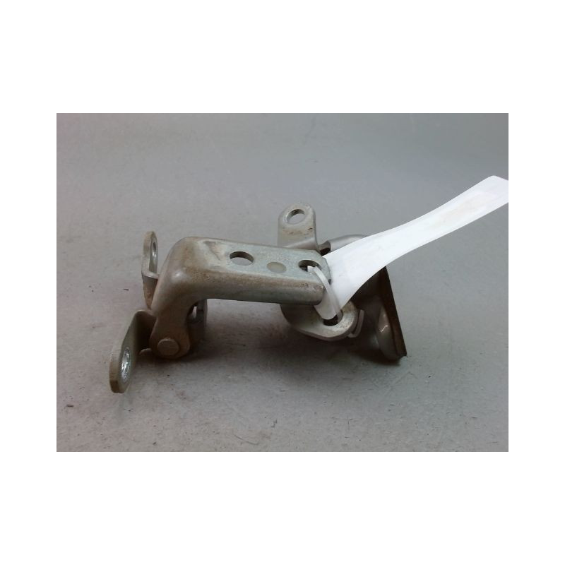 CHARNIÈRE PORTE ARD TOYOTA AURIS 2010-