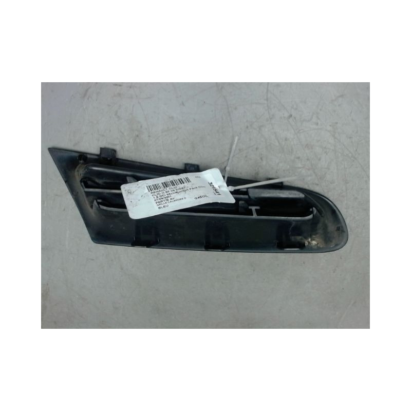 GRILLE CALANDRE DROIT RENAULT CLIO III 2005-