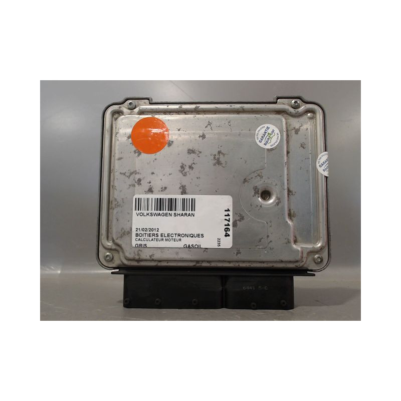 CALCULATEUR MOTEUR VOLKSWAGEN SHARAN
