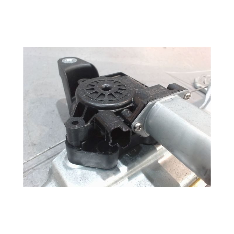 MECANISME+MOTEUR LEVE-GLACE ARRIERE DROIT RENAULT KADJAR