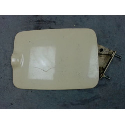 VOLET DE TRAPPE CARBURANT