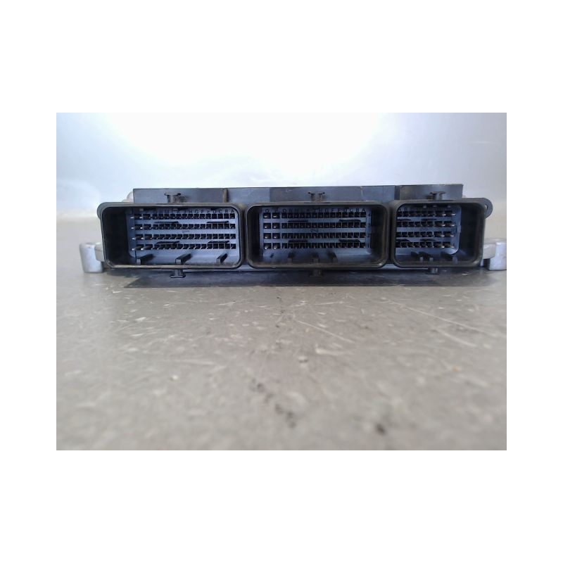 CALCULATEUR MOTEUR RENAULT TRAFIC FG L1H1 II Phase 2 -1000- CRT 2006-...