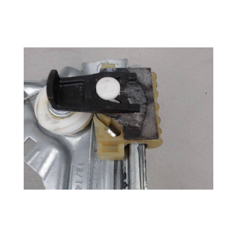 MECANISME LEVE-GLACE AVANT GAUCHE RENAULT MEGANE