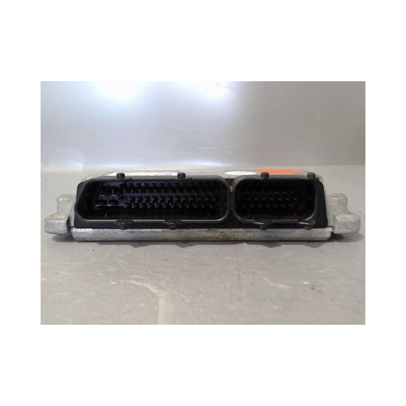 CALCULATEUR MOTEUR VOLKSWAGEN POLO