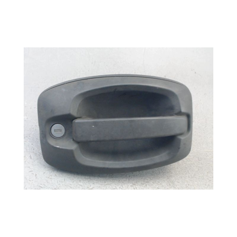 POIGNEE EXTERIEURE PORTE BATTANTE DROIT FIAT DUCATO