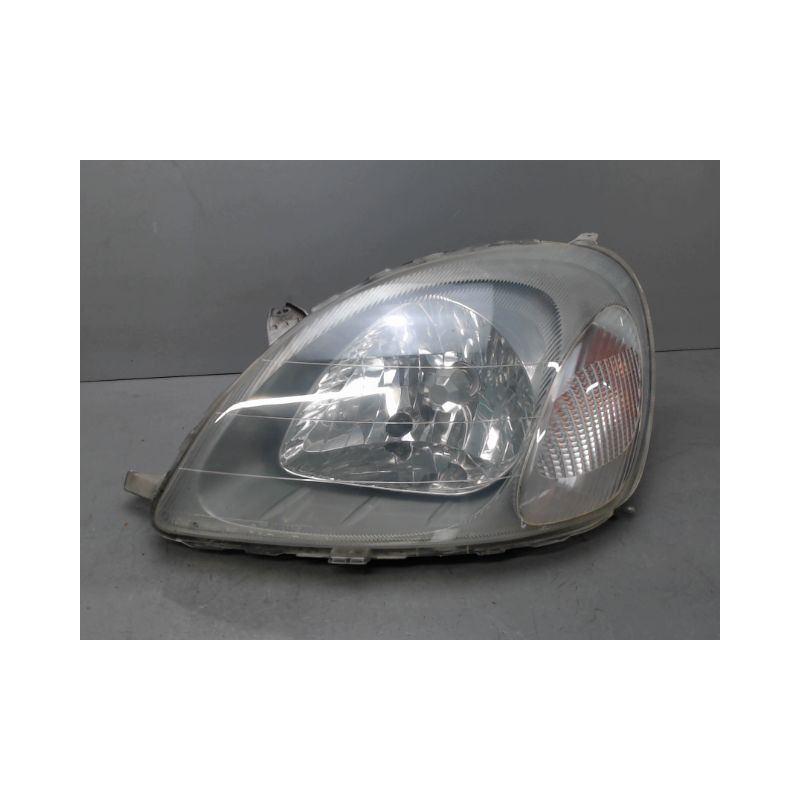 PHARE GAUCHE TOYOTA YARIS