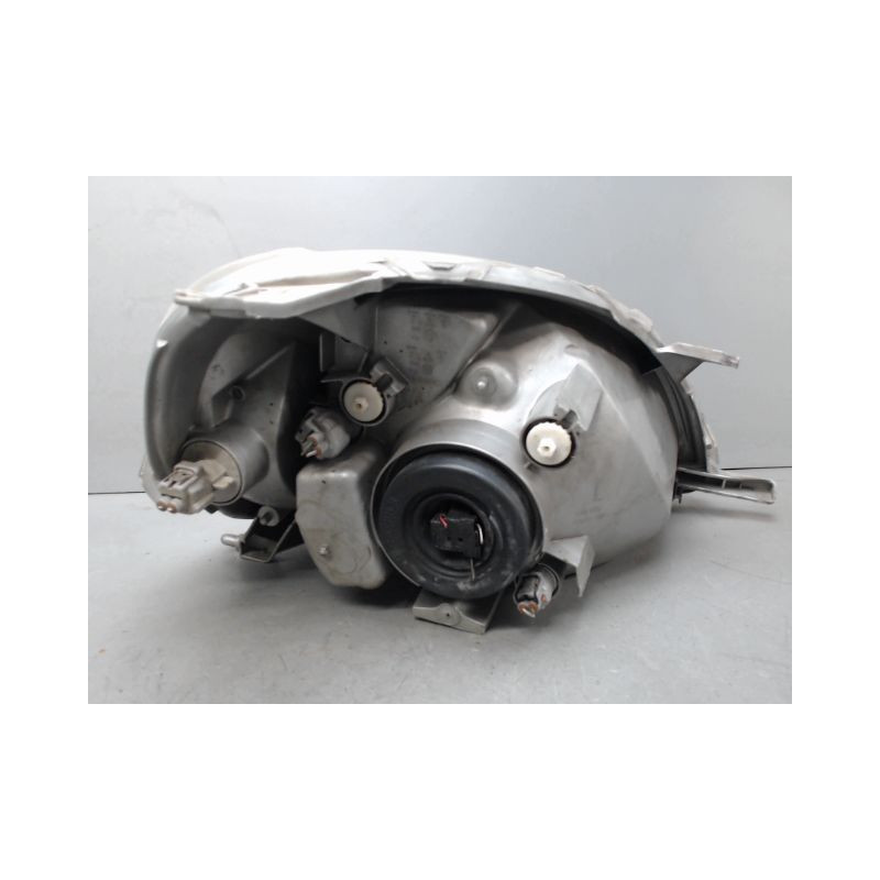 PHARE GAUCHE TOYOTA YARIS