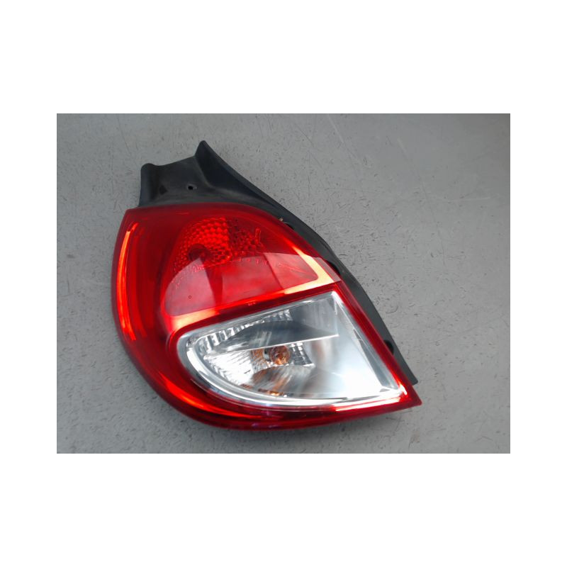 FEU ARRIERE GAUCHE  RENAULT CLIO