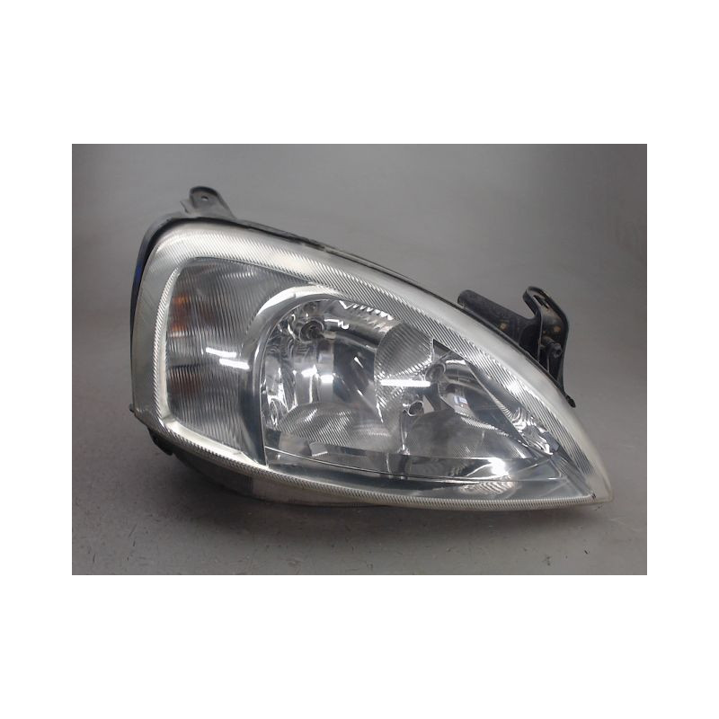 PHARE DROIT OPEL CORSA