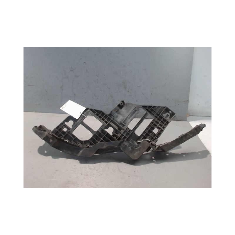SUPPORT PARE-CHOC AVD VOLKSWAGEN GOLF VI 2008-