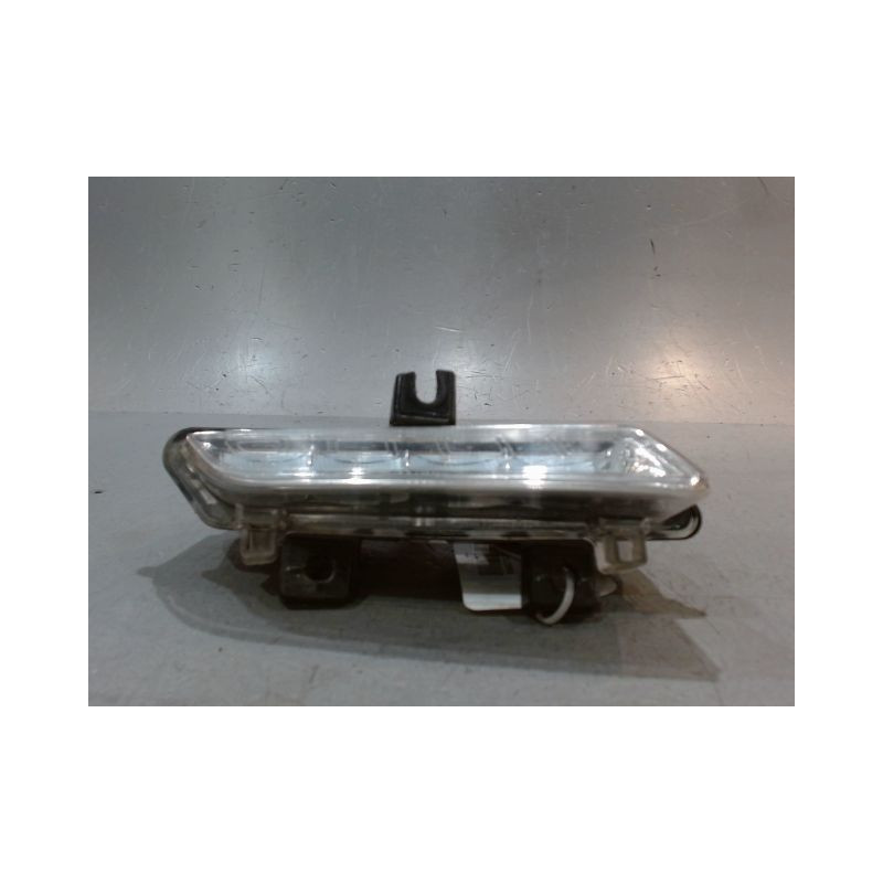 FEUX POSITION DROIT RENAULT CLIO