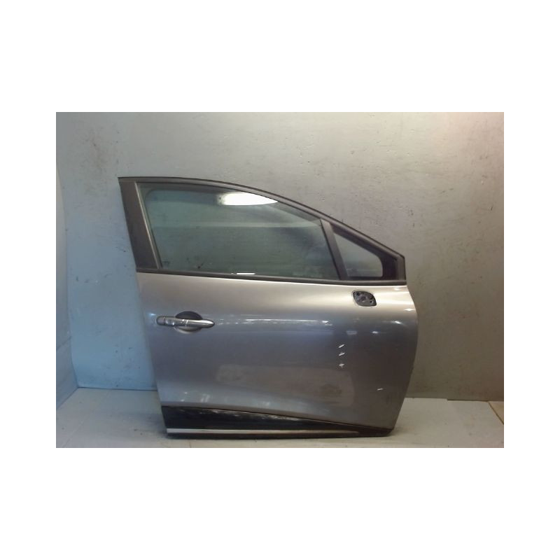 PORTE AVANT DROIT RENAULT CLIO