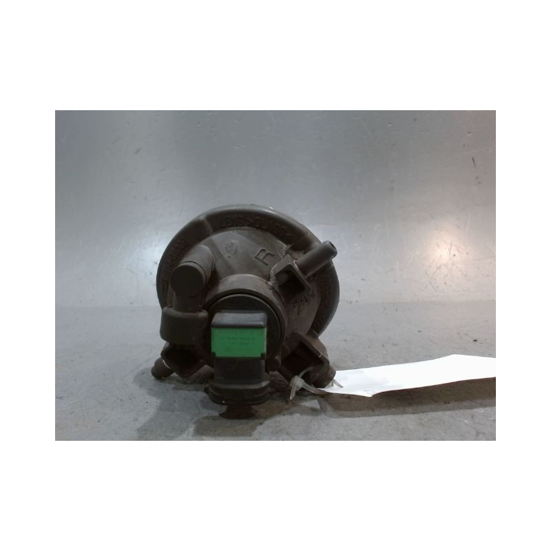 PHARE ANTIBROUILLARD AVANT DROIT MAZDA 5