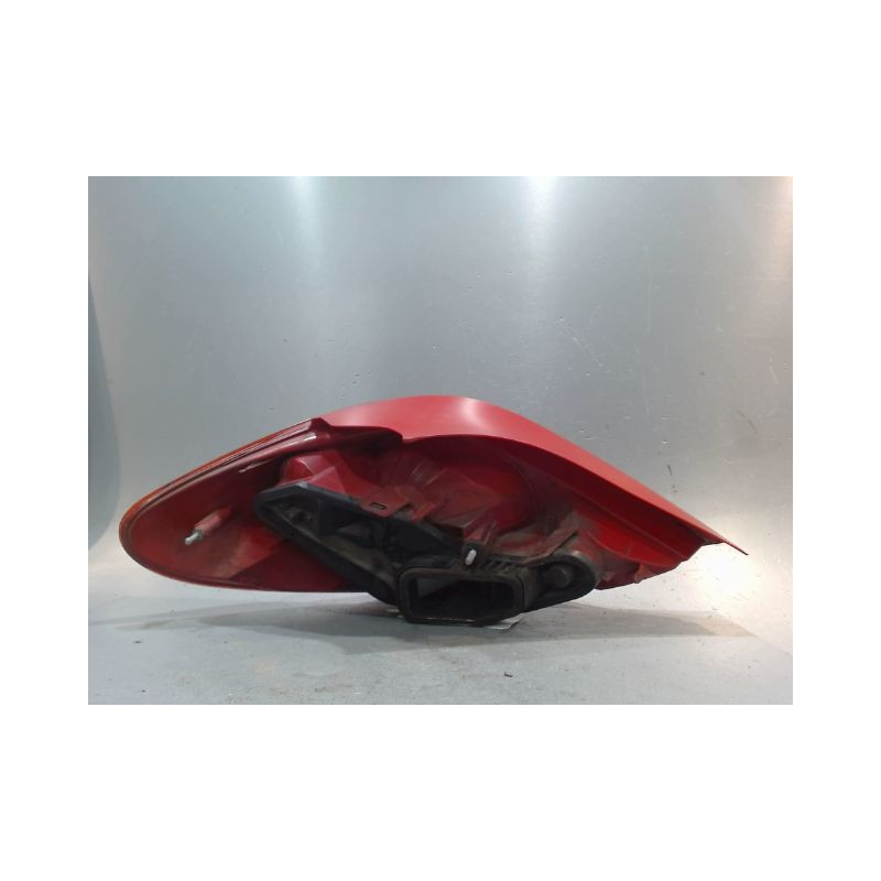 FEU ARRIERE DROIT PEUGEOT 207