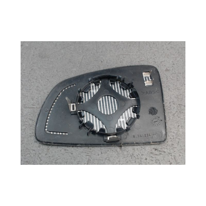 GLACE RETROVISEUR EXT D OPEL MERIVA