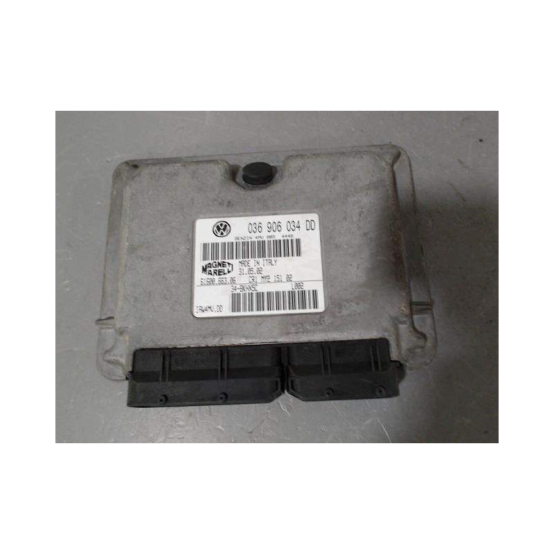 CALCULATEUR MOTEUR VOLKSWAGEN POLO