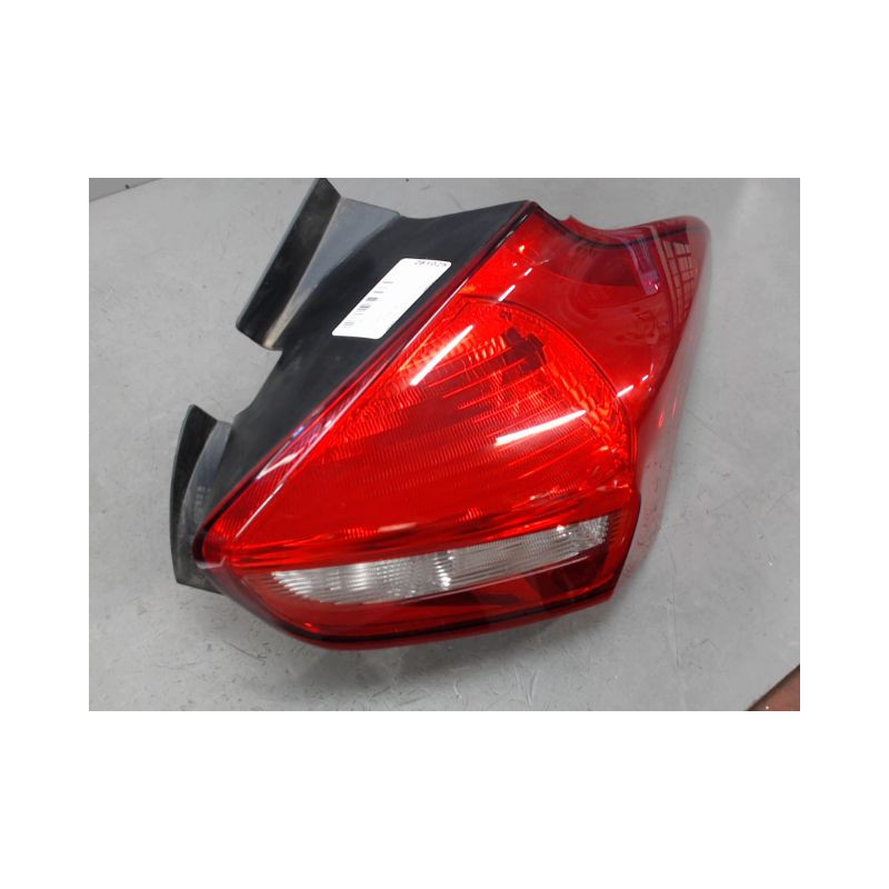 FEU ARRIERE DROIT FORD FOCUS