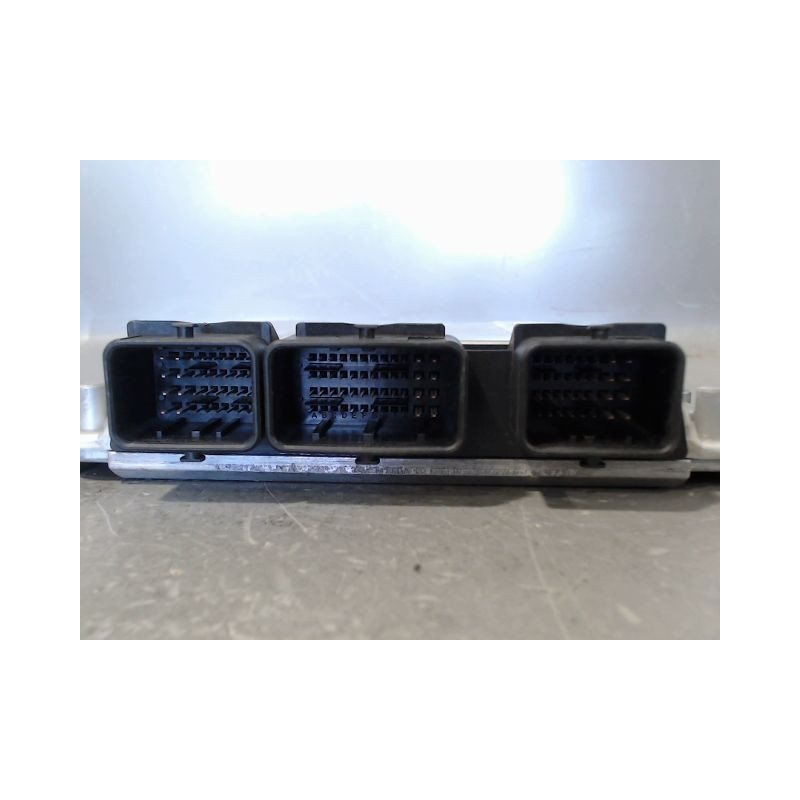 CALCULATEUR MOTEUR CITROEN C5 2001-2004