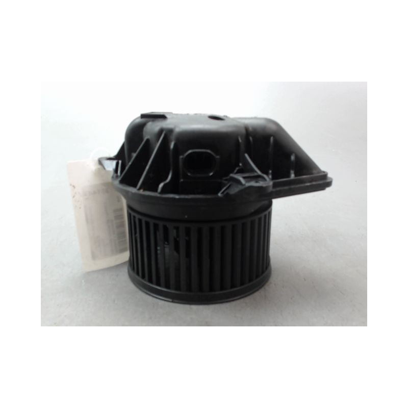 MOTEUR VENTILATEUR CHAUFFAGE RENAULT MEGANE