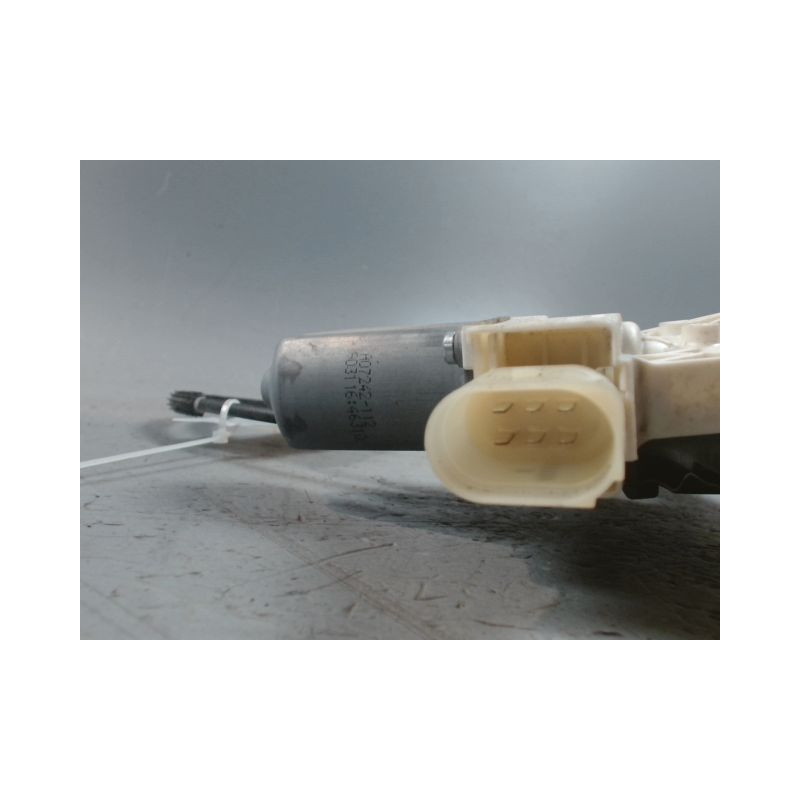 MECANISME+MOTEUR LEVE-GLACE AVANT GAUCHE B.M.W. SERIE 5