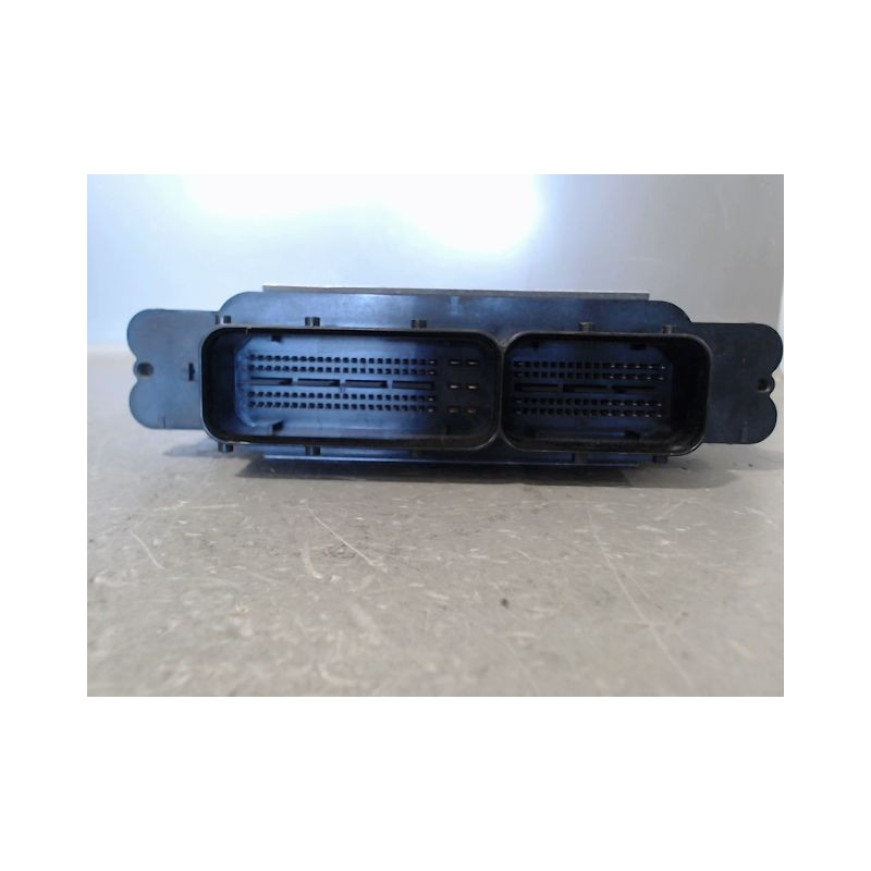 CALCULATEUR MOTEUR VOLKSWAGEN GOLF