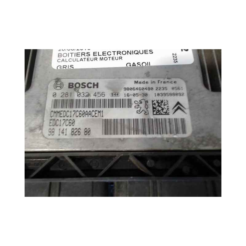 CALCULATEUR MOTEUR PEUGEOT 208